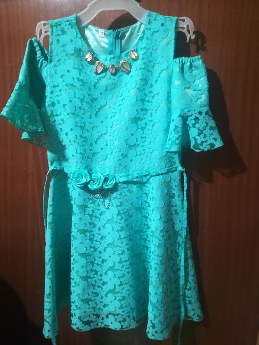 Продам нарядное платье