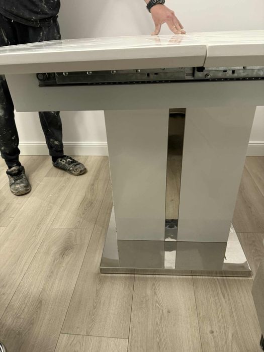 Stół rozkładany do jadalni biały lakierowany