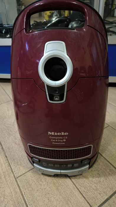 Пилосос Miele C3 PowerLine Cat&Dog Гарантія