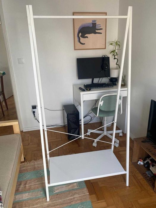 Charriot cabideiro branco