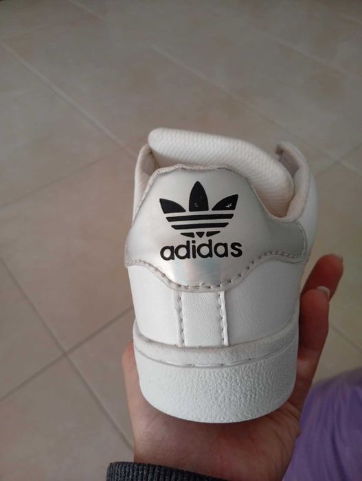 2 pares de sapatilhas iguais n 27