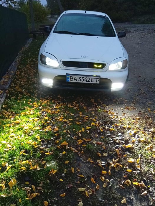 Продам свою машинку део сенс в гарному стані