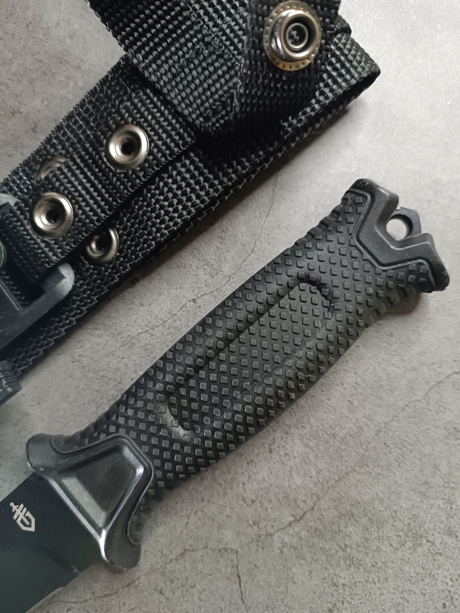 Нож Gerber Strongarm Fixed Blade. Черный