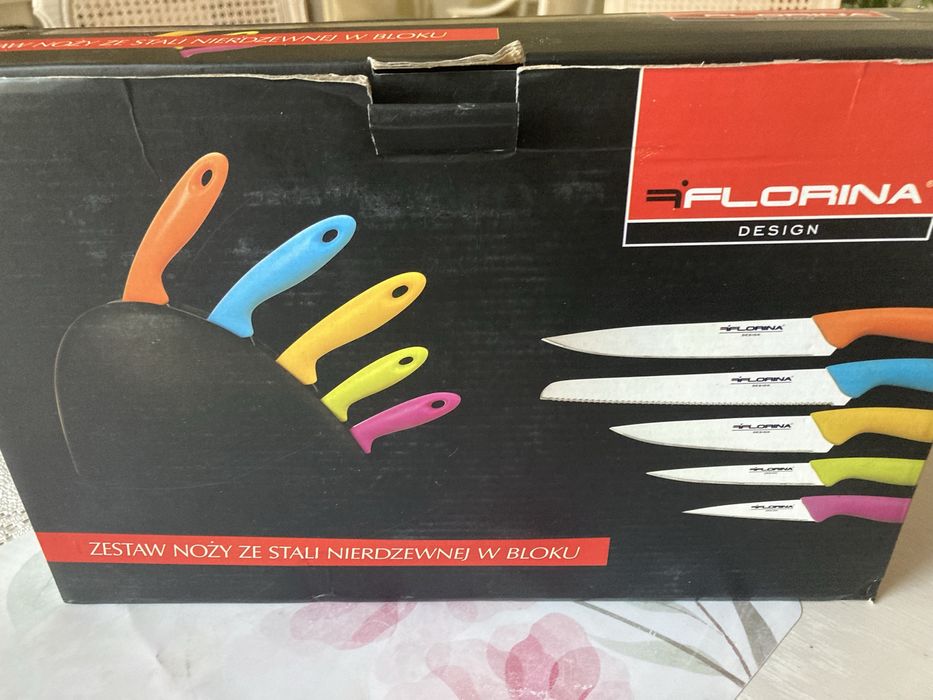 Nowy komplet noży ze stali nierdzewnej