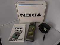 Nokia 2010 telefon komórkowy retro kolekcjonerski box