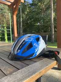 kask rowerowy niebiesko szary