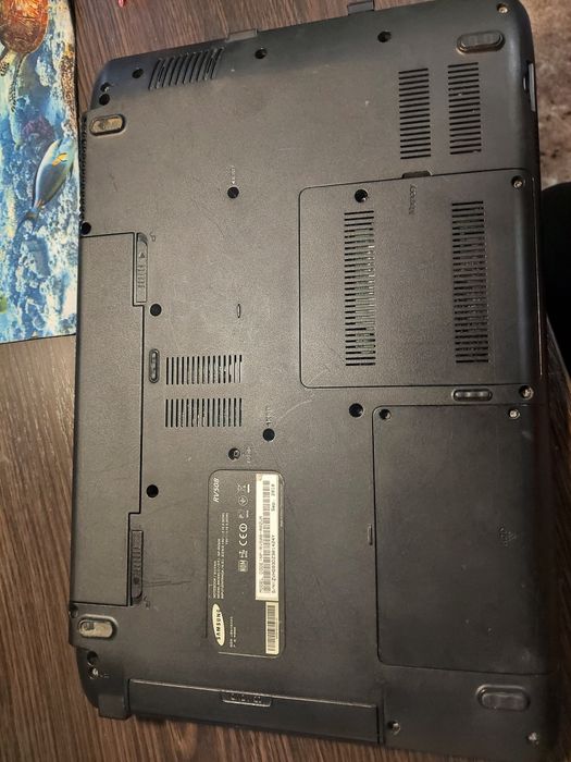 Ноутбук Samsung rv508