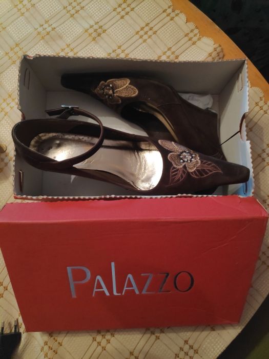 Buty Palazzo na koturnie