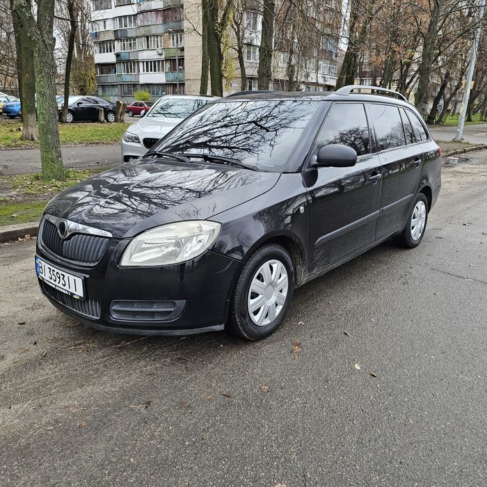 Skoda fabiaCombi  Шкода фабия
