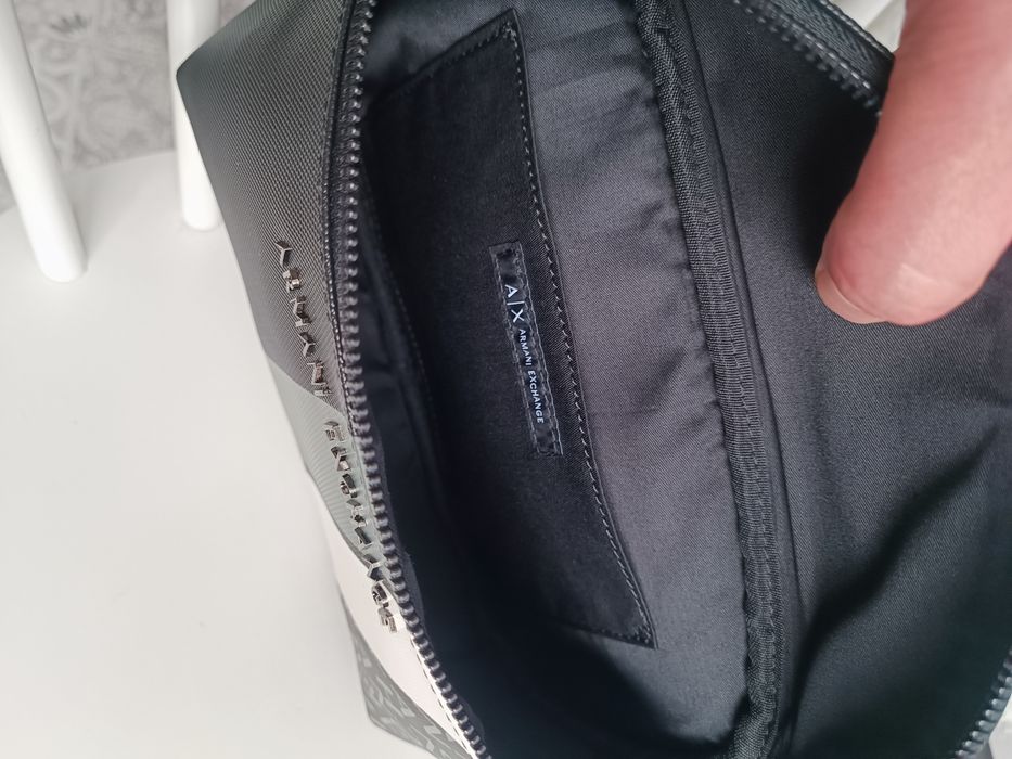 Продам оригіналу бананку Armani Exchange