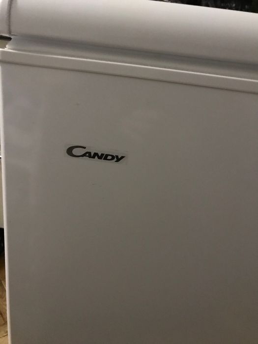 Морозильна камера Candy CCHH145