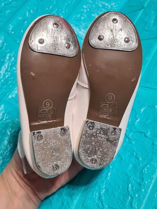 Туфлі дитячі для танців степовки