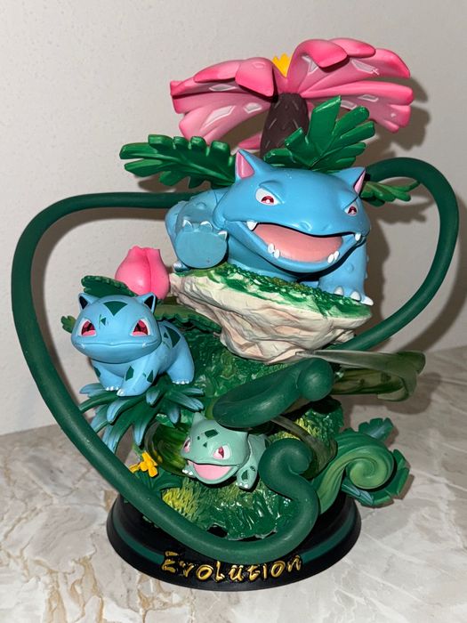 Estátua coleção Pokémon Baulbasaur Evolution