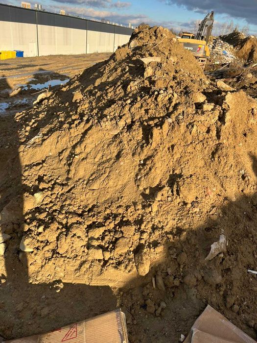 glina ziemia urobek kostka podniesienie terenu utwardzenie