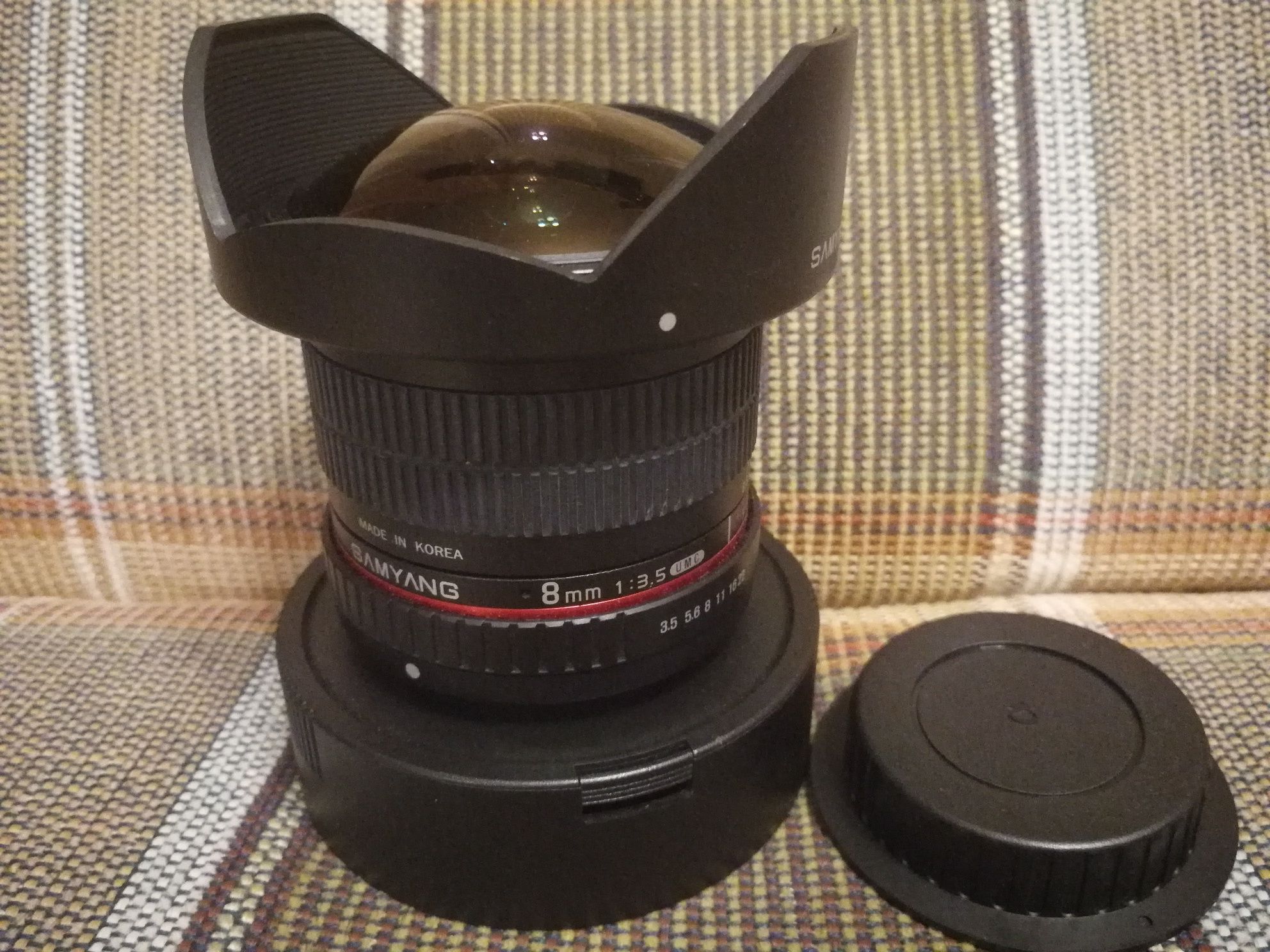Obiektyw SAMYANG 8mm 1 :3.5 UMC