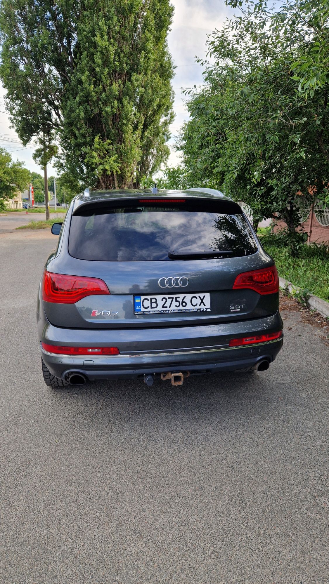 Audi Q7 в дуже гарному стані, від власниці