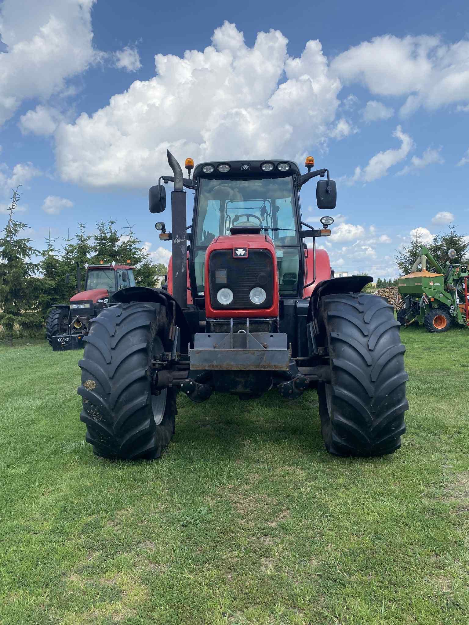 Ciągnik Massey Ferguson 6490