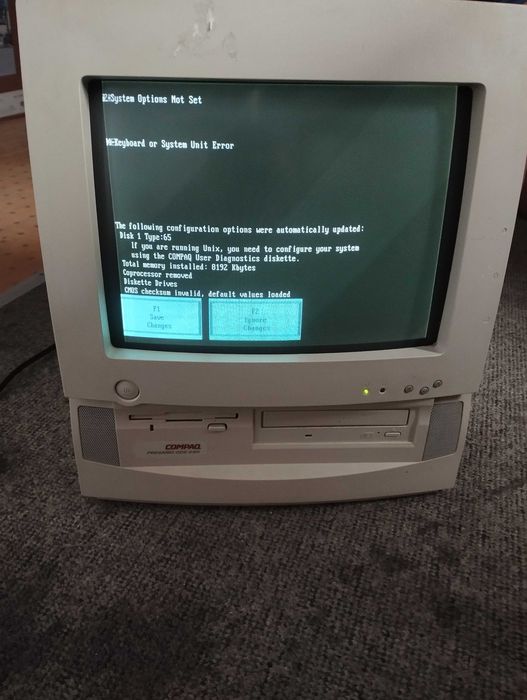 Komputer compaq cds520