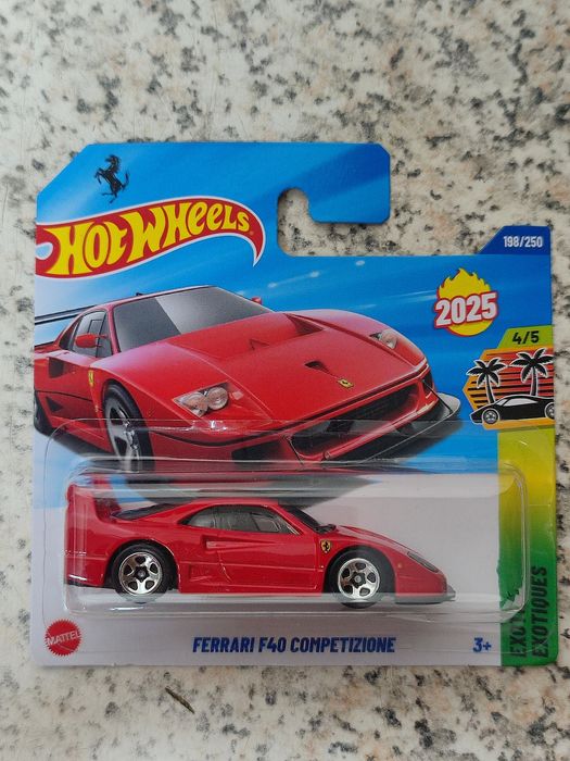 Ferrari F40 Hot Wheels