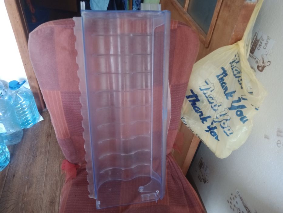 Продам полку в Индезит