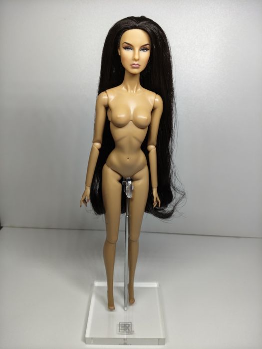 Integrity toys Twist Agnes