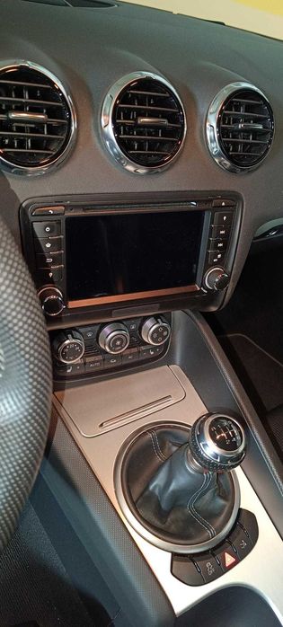 AUDI TT 1.8TFSI S-Line