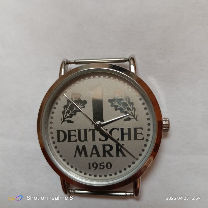 Unikalny zegarek z motywem monety 1 Deutsche Mark z 1950 roku