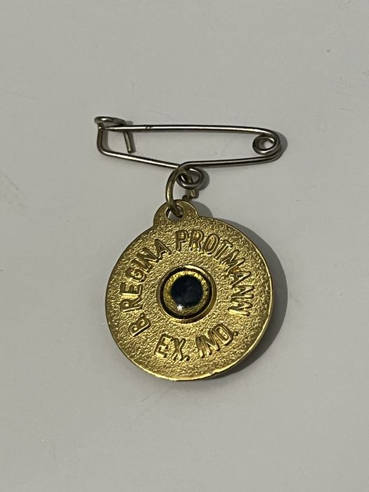 Medalion Regina Protmann