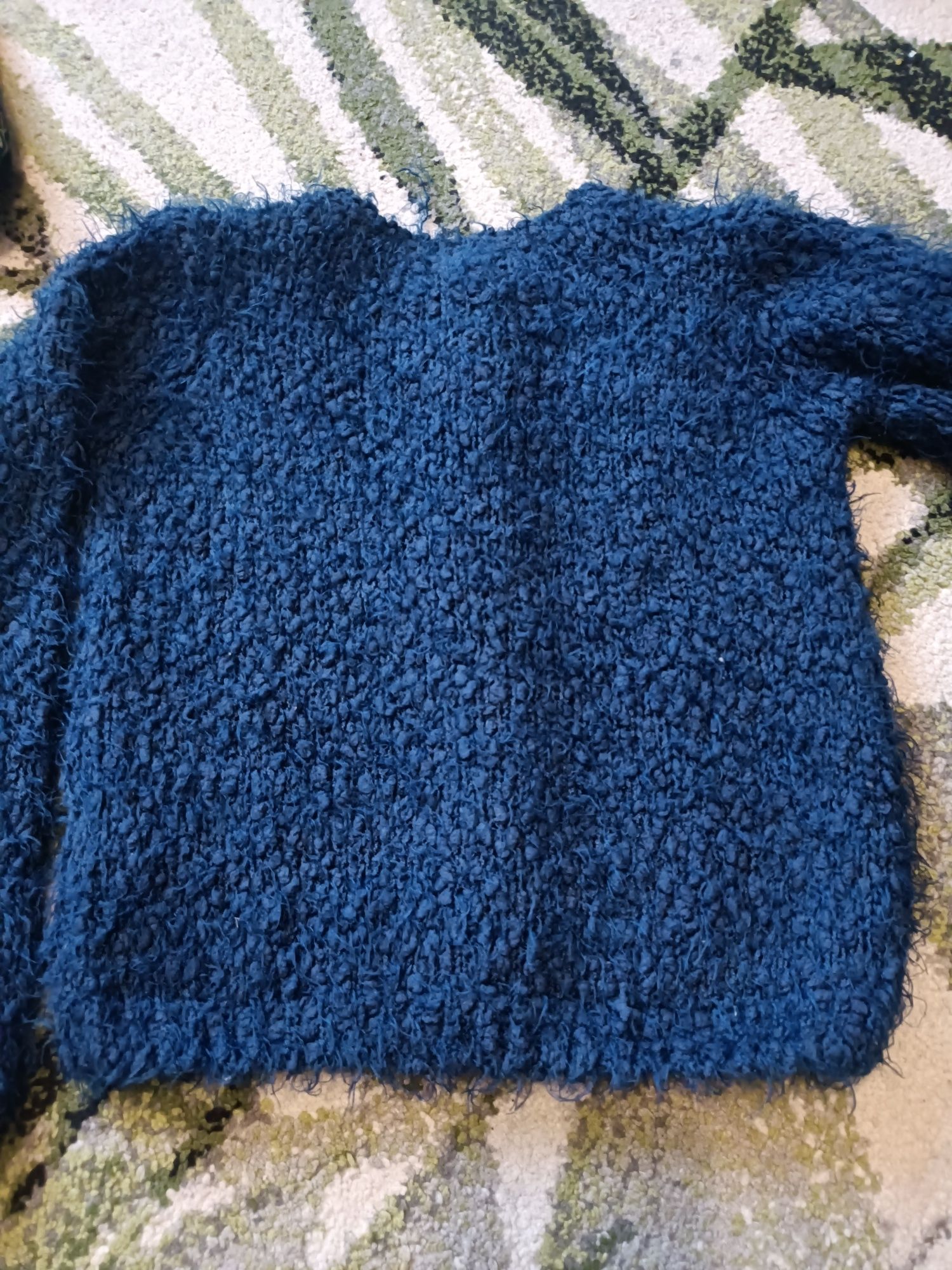Reserved sweterek r.104-110