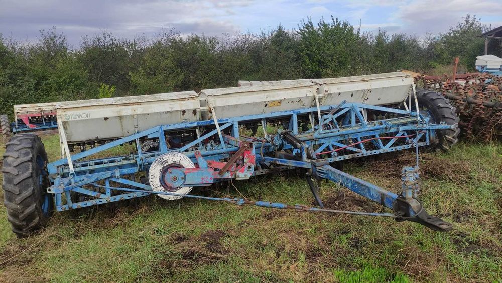 Сівалка зернова СЗ-5,4  2009 Червона зірка + транспортний пристрій