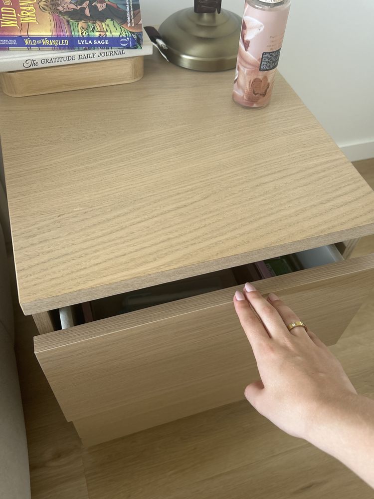 Mesa de Cabeceira IKEA como nova