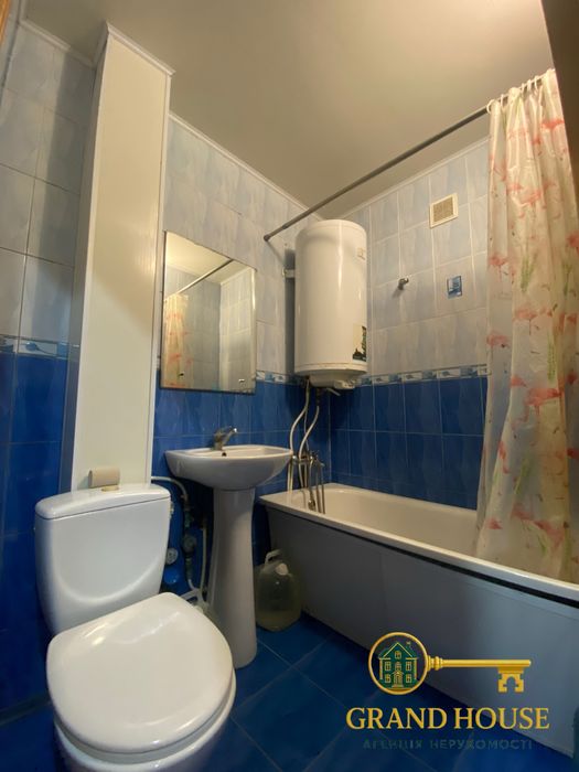 Оренда 3-кімнатної квартири на Тесленко СВІТЛО НЕ ВИМИКАЮТЬ