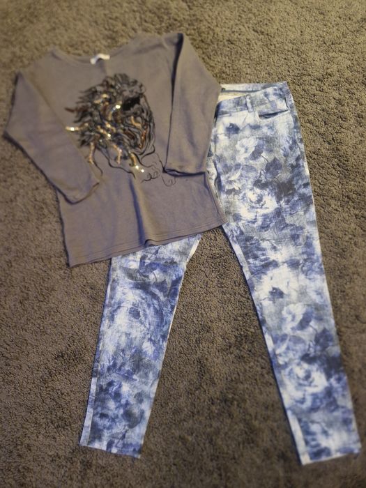Komplet bluzka I spodnie