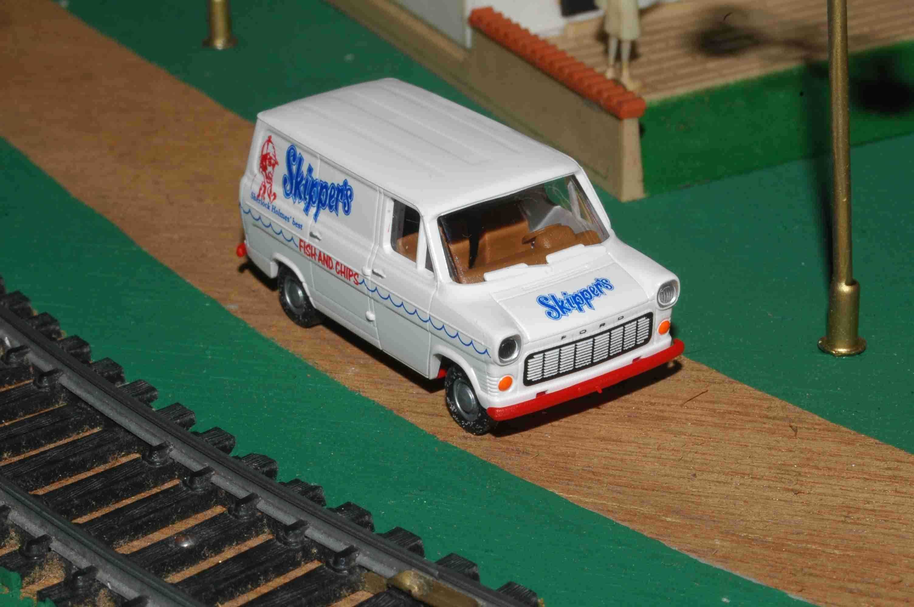 Furgão Ford Transit MK I (Brekina) HO