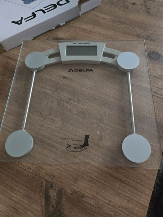 Продам  отличные весы