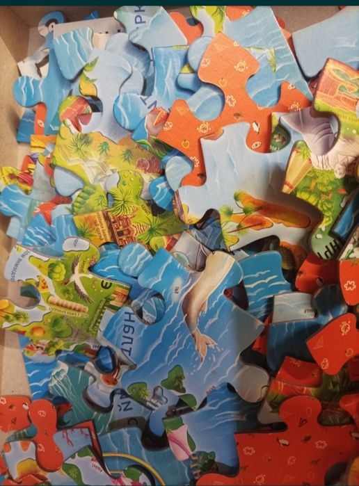 Пазли карта України і світу