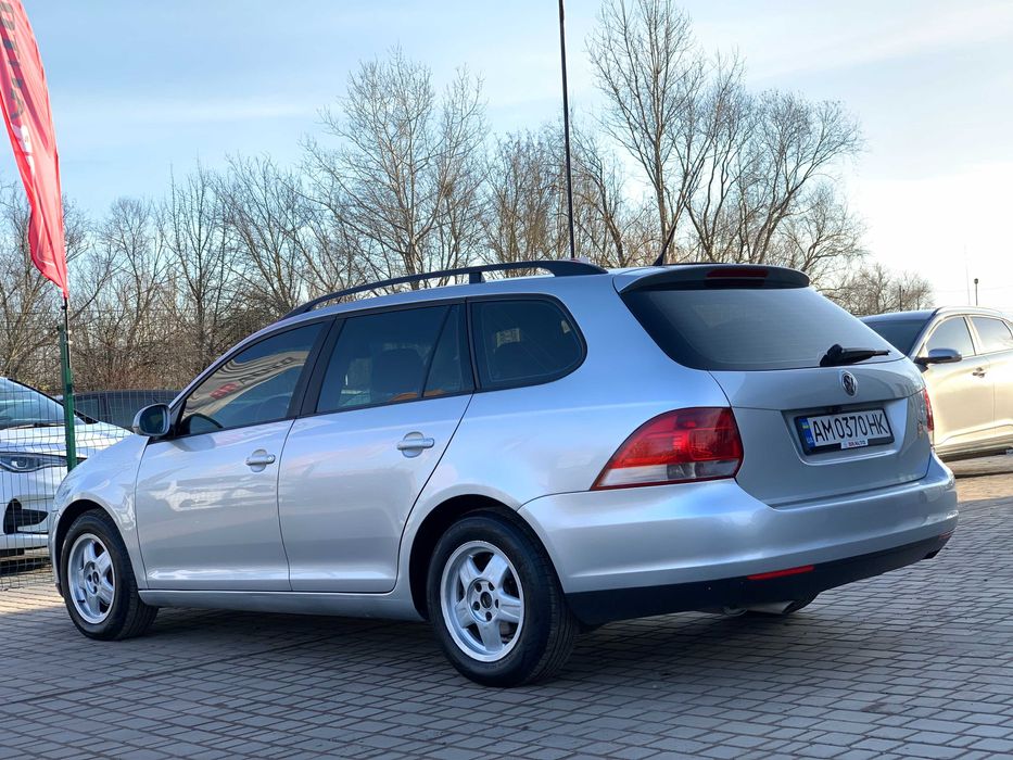 Volkswagen Golf 2007 автомат
