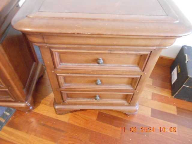 conjunto 2 mesas cabeceira em cerejeira maciça ATENÇÃO LER O ANUNCIO