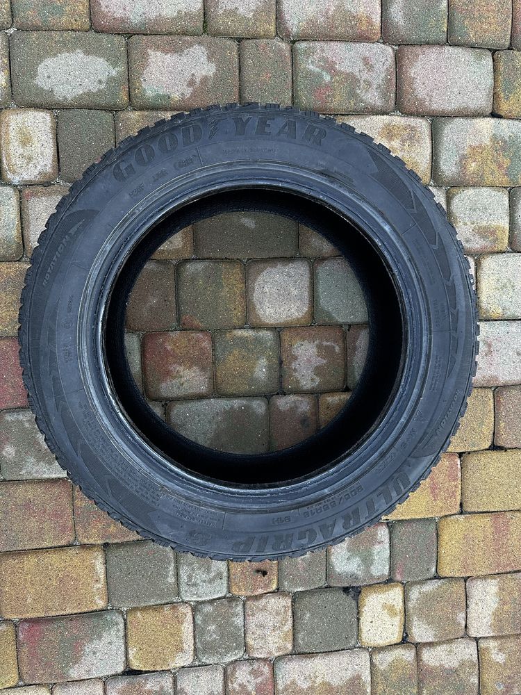 Opony zimowe Goodyear UltraGrip 8 205/55 r16