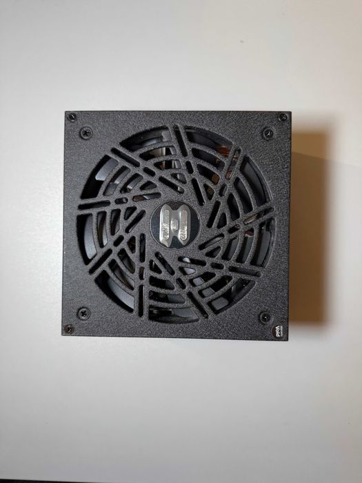 FSP Hydro Ti Pro 1000W 80+ Titanium ATX 3.0/3.1