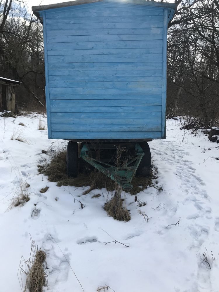 Пасека на колесах ( возможность перемещени 20 ульев. , дом на кооесах)