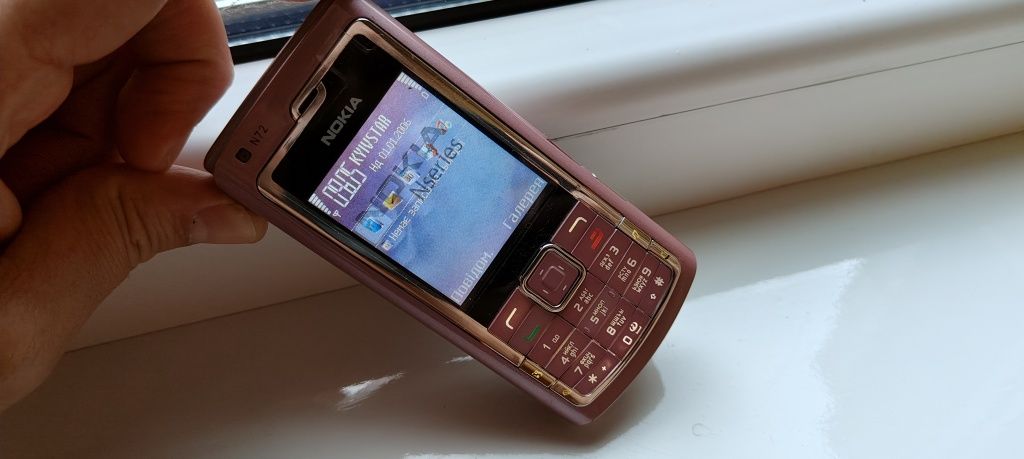 Nokia N72           .