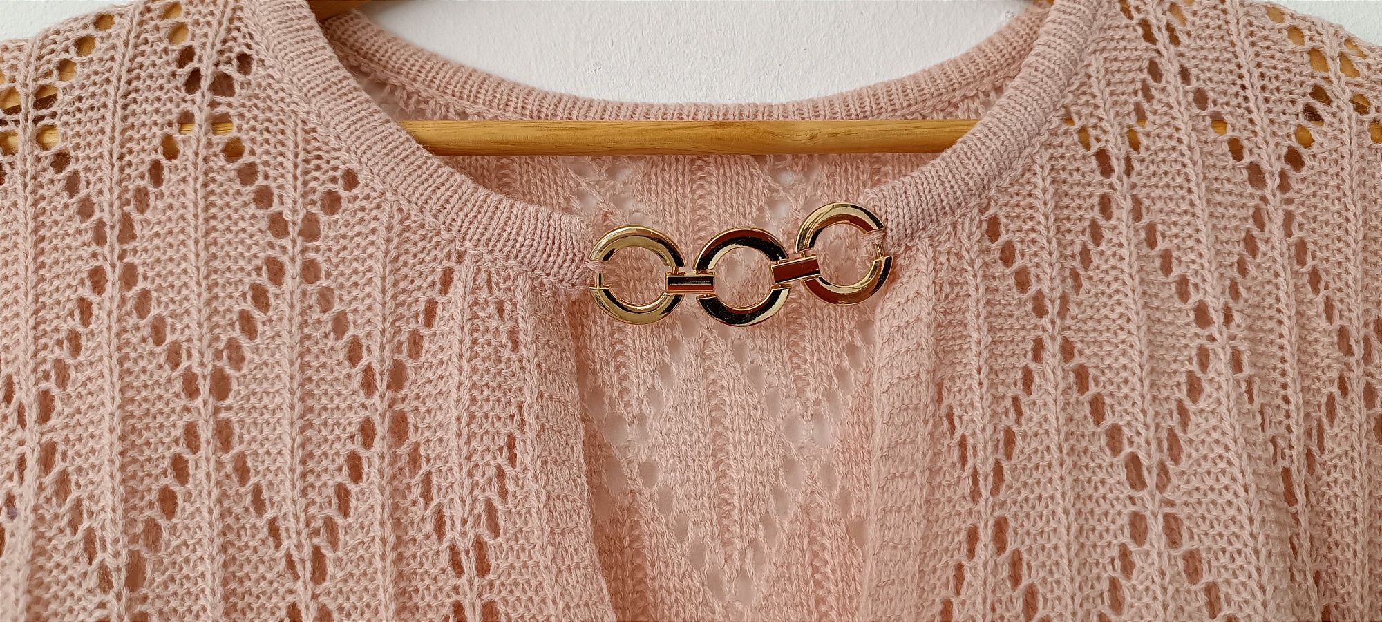 NOWY elegancki ażurowy sweter r. 4 XL z łańcuchem - lotosowy róż
