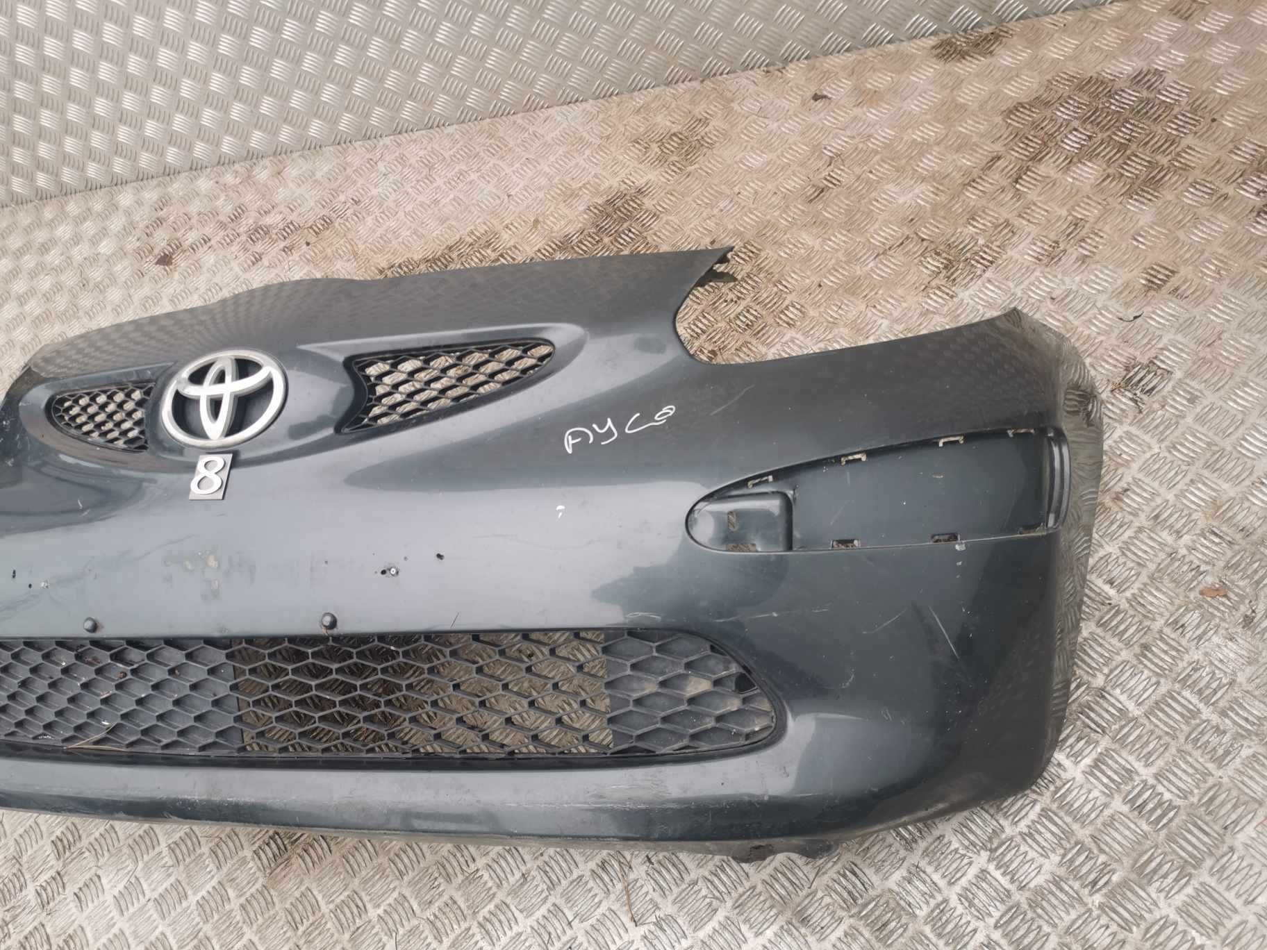 Zderzak przedni przód Toyota Aygo 05-08 OE