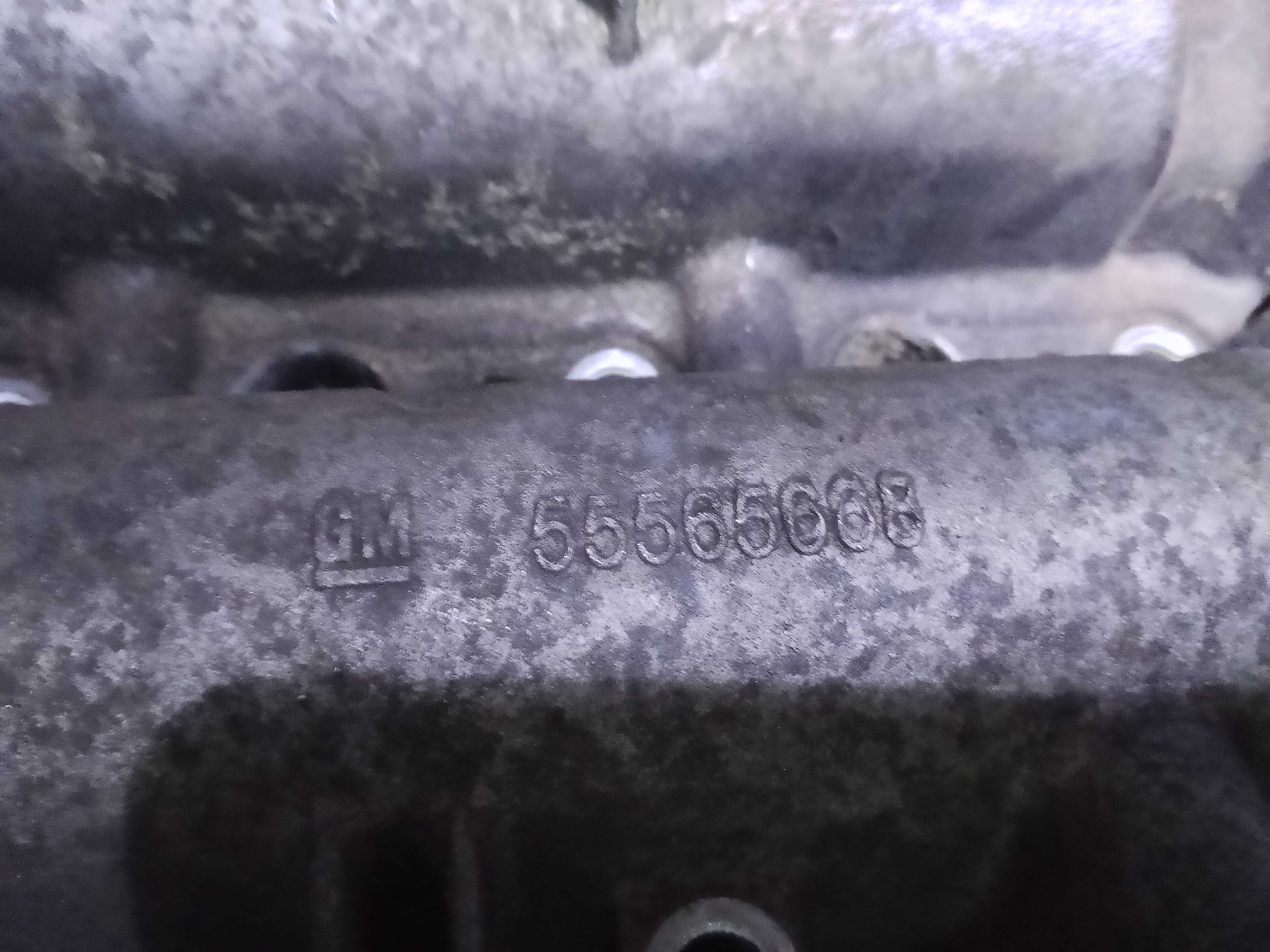 Pokrywa zaworów wałki 2.0 160 Opel Insignia Astra J Zafira 5556.5668