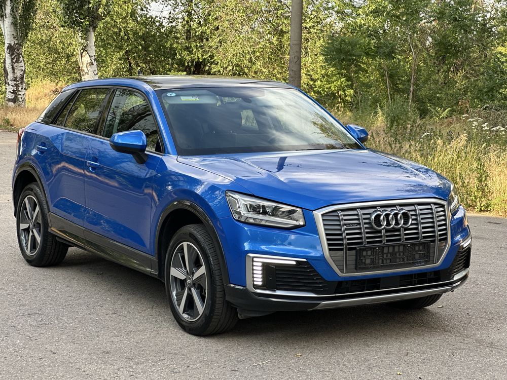 AUDI Q2 E-Tron Elektro