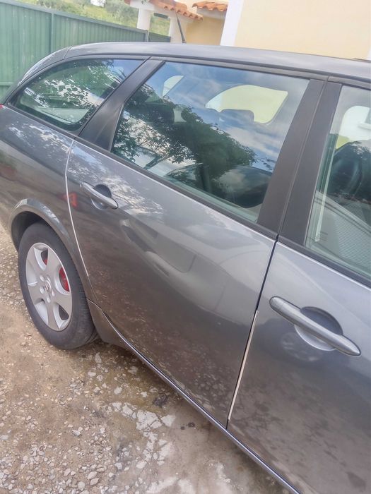 Carrinha Nissan Primera BAIXOU - este fim de semana