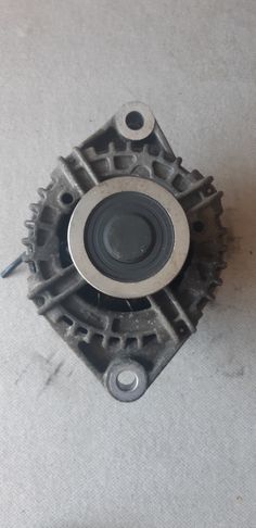 Opel Astra H Alternator 1.9 CDTI 150 KM