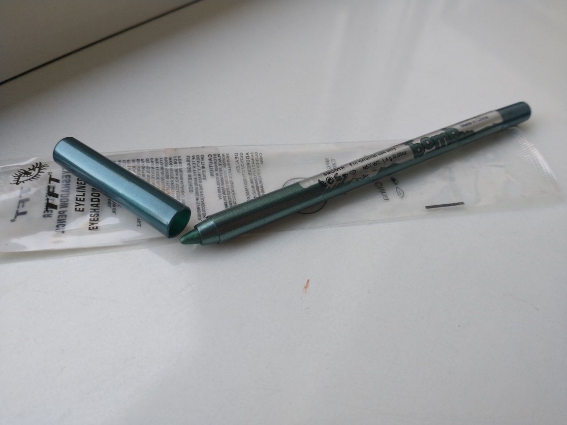 Cień do powiek w kredce eyeliner pencil TFT 09