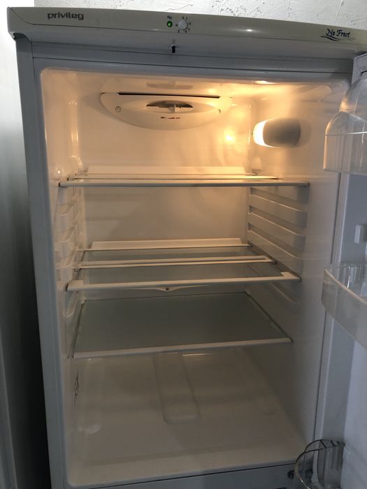 Холодильник б/в з Німеччини в склад-магазині м.Суми